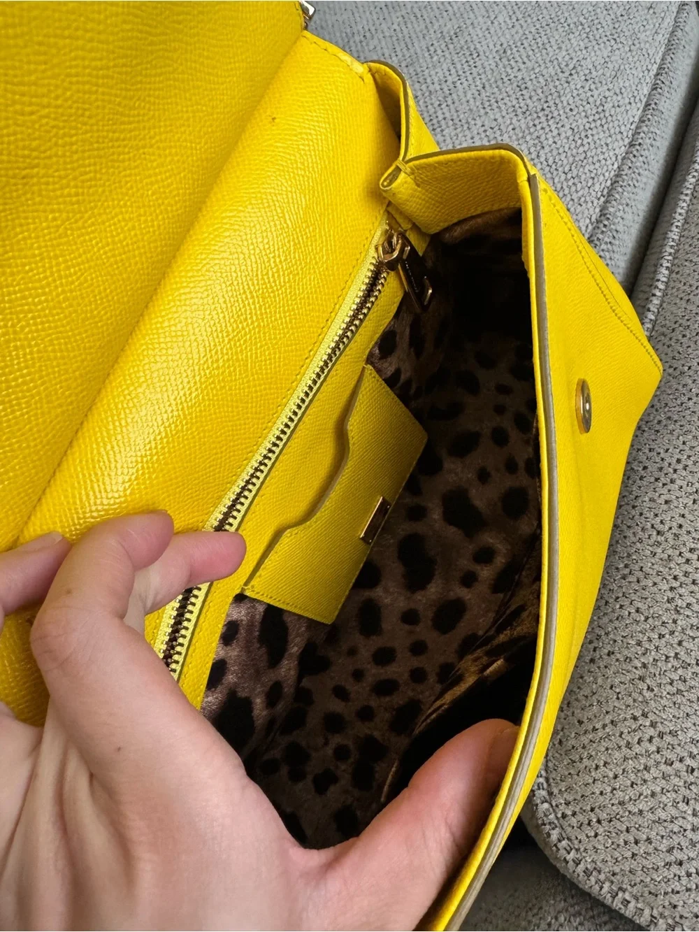 Dolce & Gabbana Yellow Leather Crossbody Shoulder Bag - Designer Style